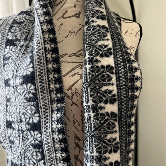 J. Crew wool scarf OS - Picture 6 of 6